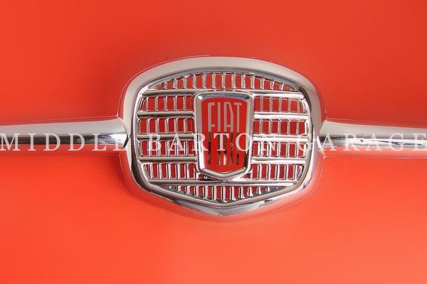 FRONT BADGE (long whiskers) 500N/D/F